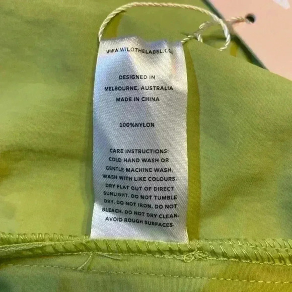Wilo the Label Women's Workout/Beach Coverup Parachute Shirt Lime Athletic‎ NWT - Picture 6 of 8